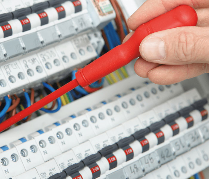 électricien à Château-la-Vallière